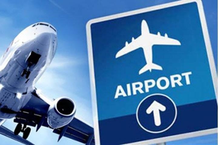 Airport Transfer to West Bay Accommodations (GCM)-Round Trip - Photo 1 of 9